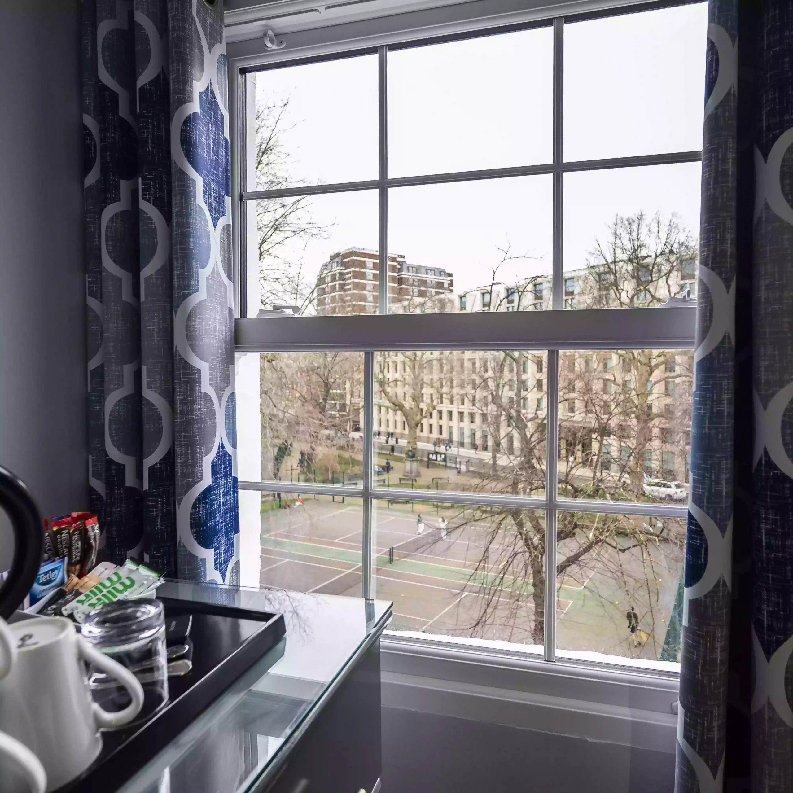 DOUBLE ROOM