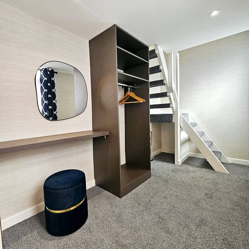 Courtyard-single-ensuite_06